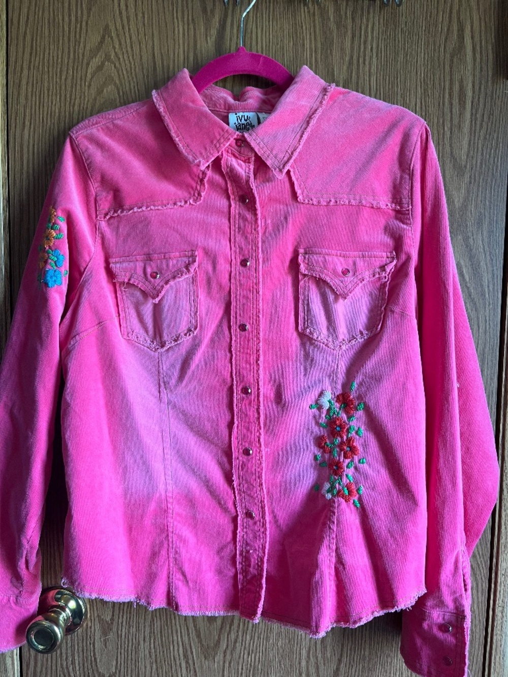 Ivy Jane button-down Western style shirt